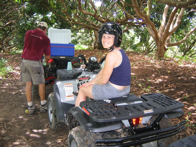 Kurt picks apples and pours us juice